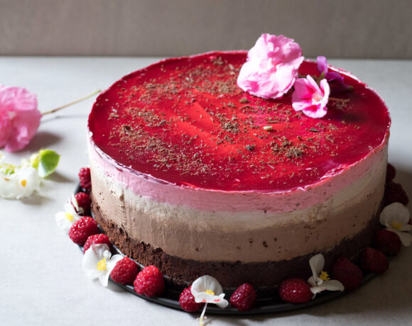 The best Gluten-Free Chocolate and Raspberry Mousse Cake. It is low FODMAP and Lactose-Free, plus super chocolatey, fruity, refreshing and very flavorful.