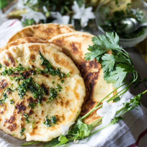 This gluten-free naan bread is everything a good naan bread should be. Soft, tender and chewy. Plus low FODMAP, easy on the stomach and very simple to make.