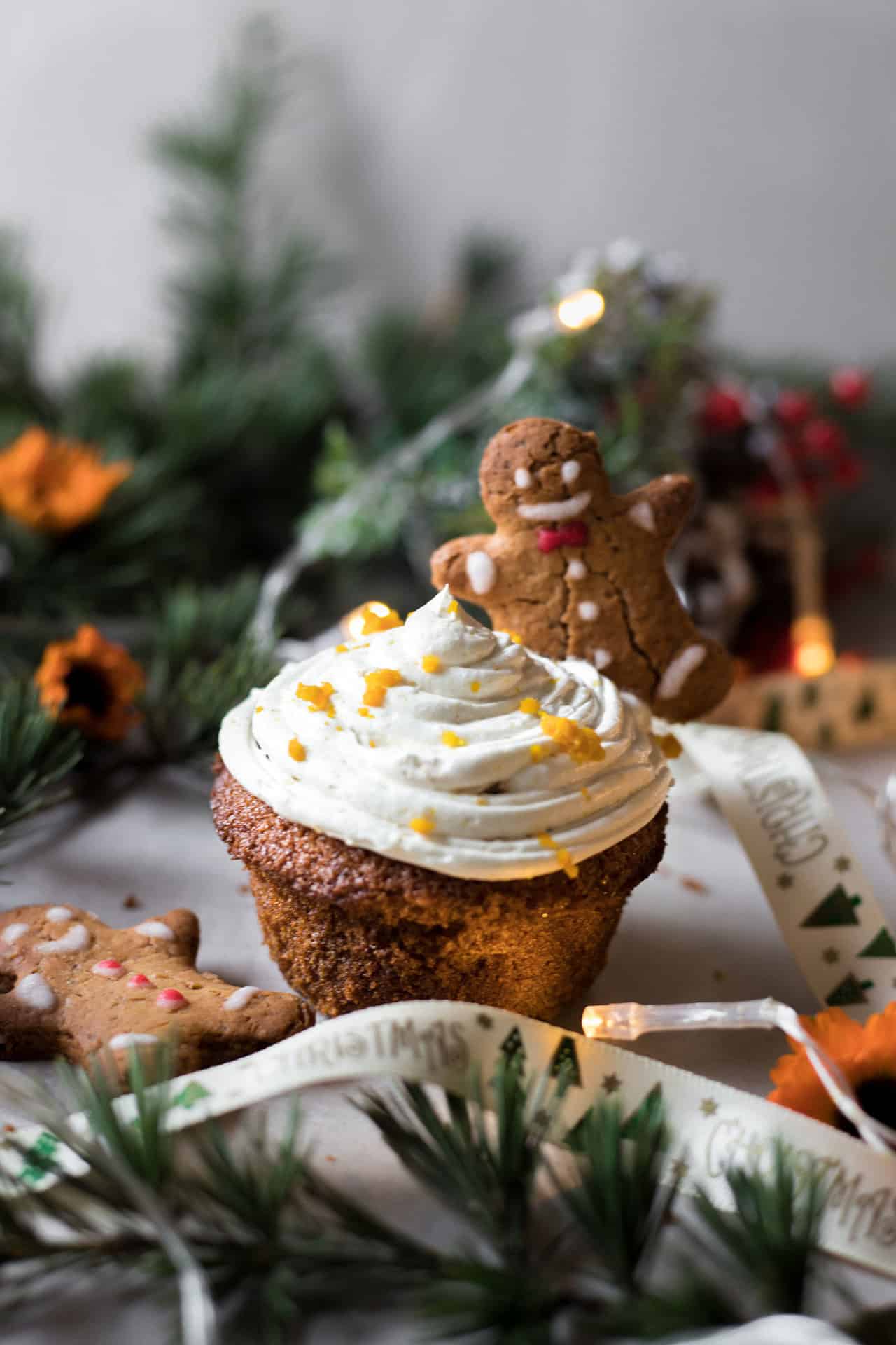 These low FODMAP & gluten-free gingerbread cupcakes are tender and soft, perfectly sweetened, spiced and super delicious.