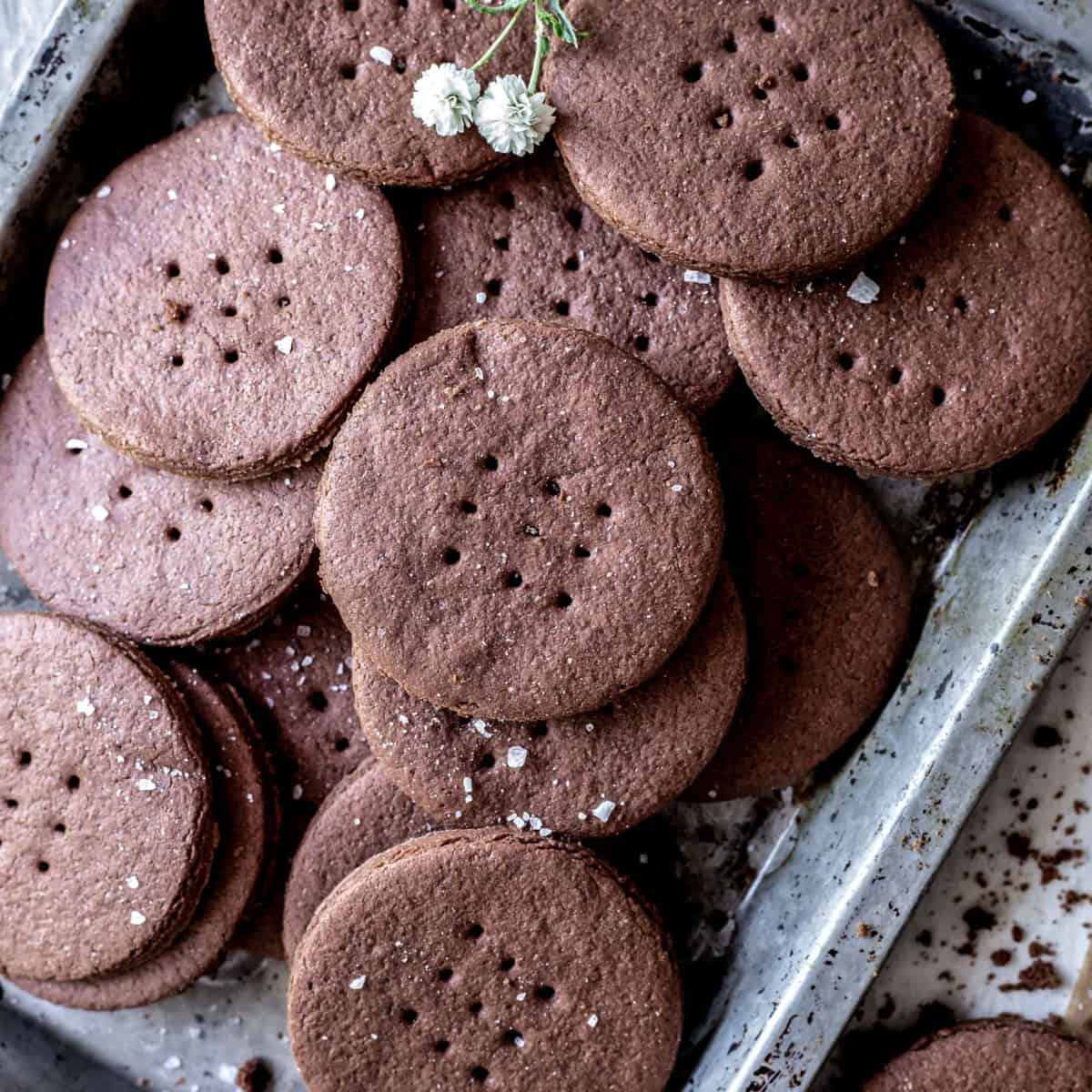 Chocolate wafer cookies deals