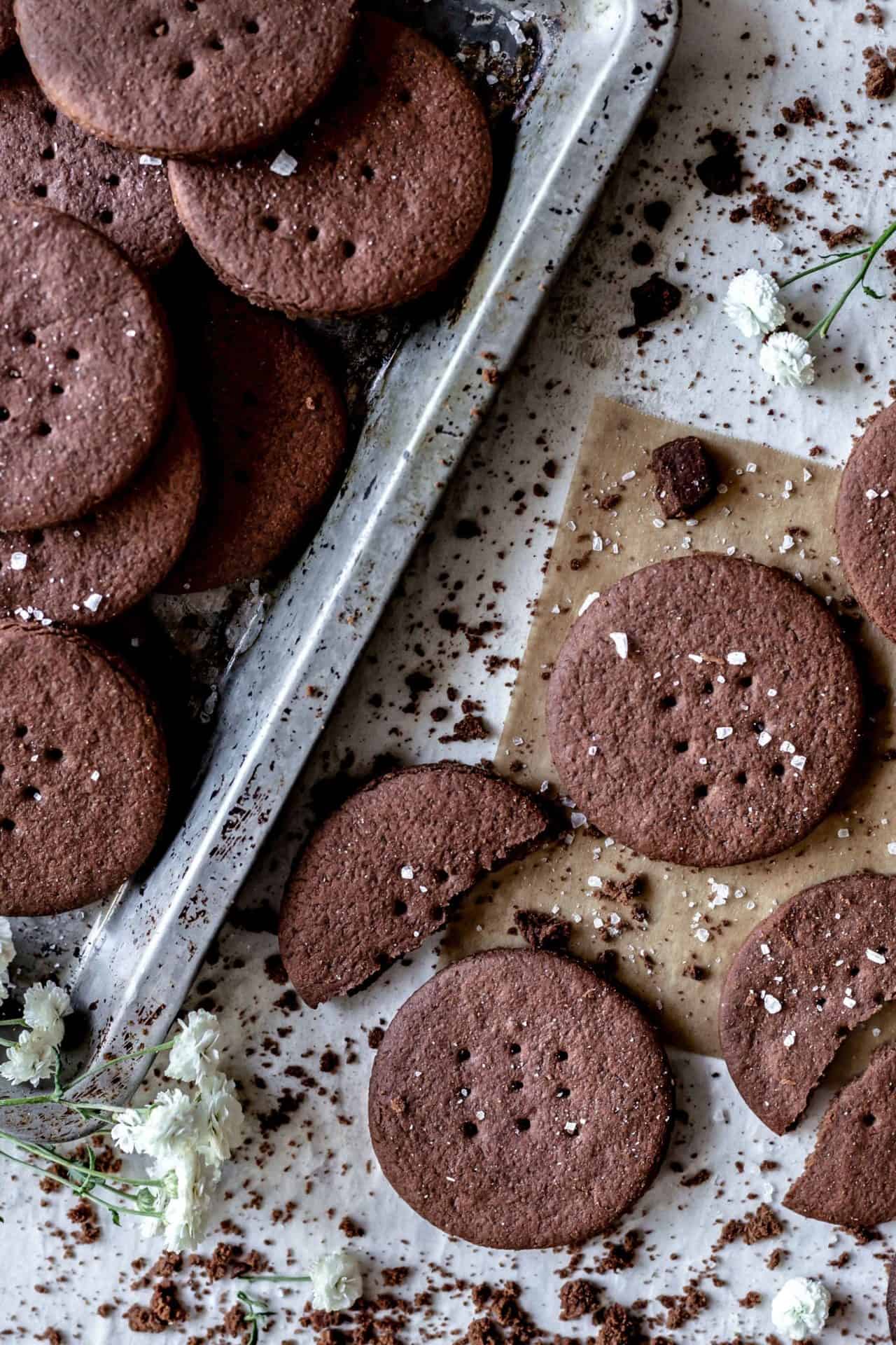 These Gluten-Free Chocolate Wafer Cookies are soft, chewy, perfectly sweetened, extra chocolaty, flavorful, buttery and so delicious!