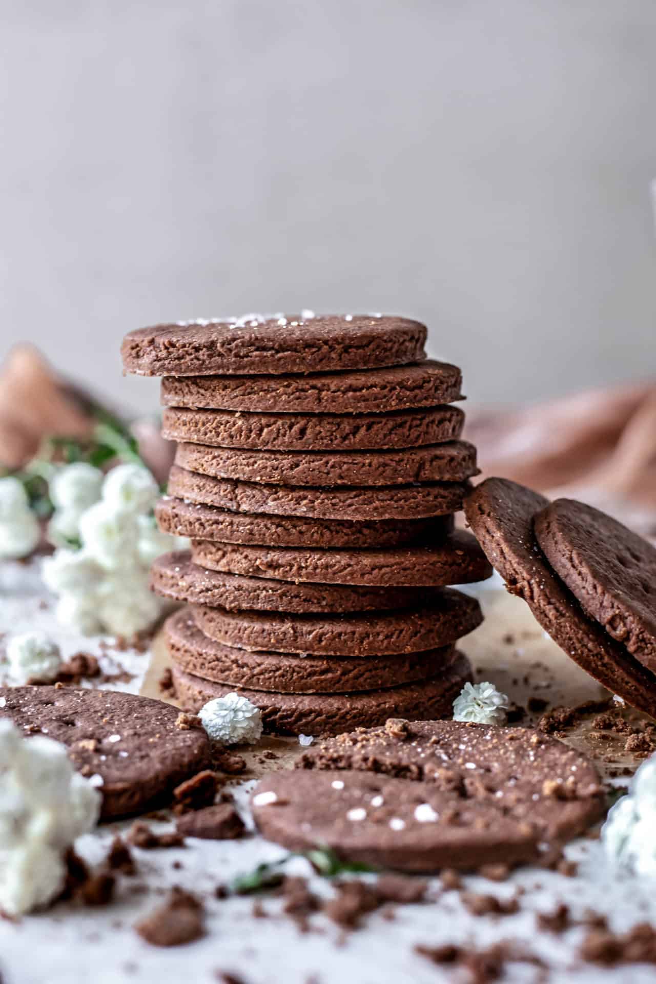 These Gluten-Free Chocolate Wafer Cookies are soft, chewy, perfectly sweetened, extra chocolaty, flavorful, buttery and so delicious!