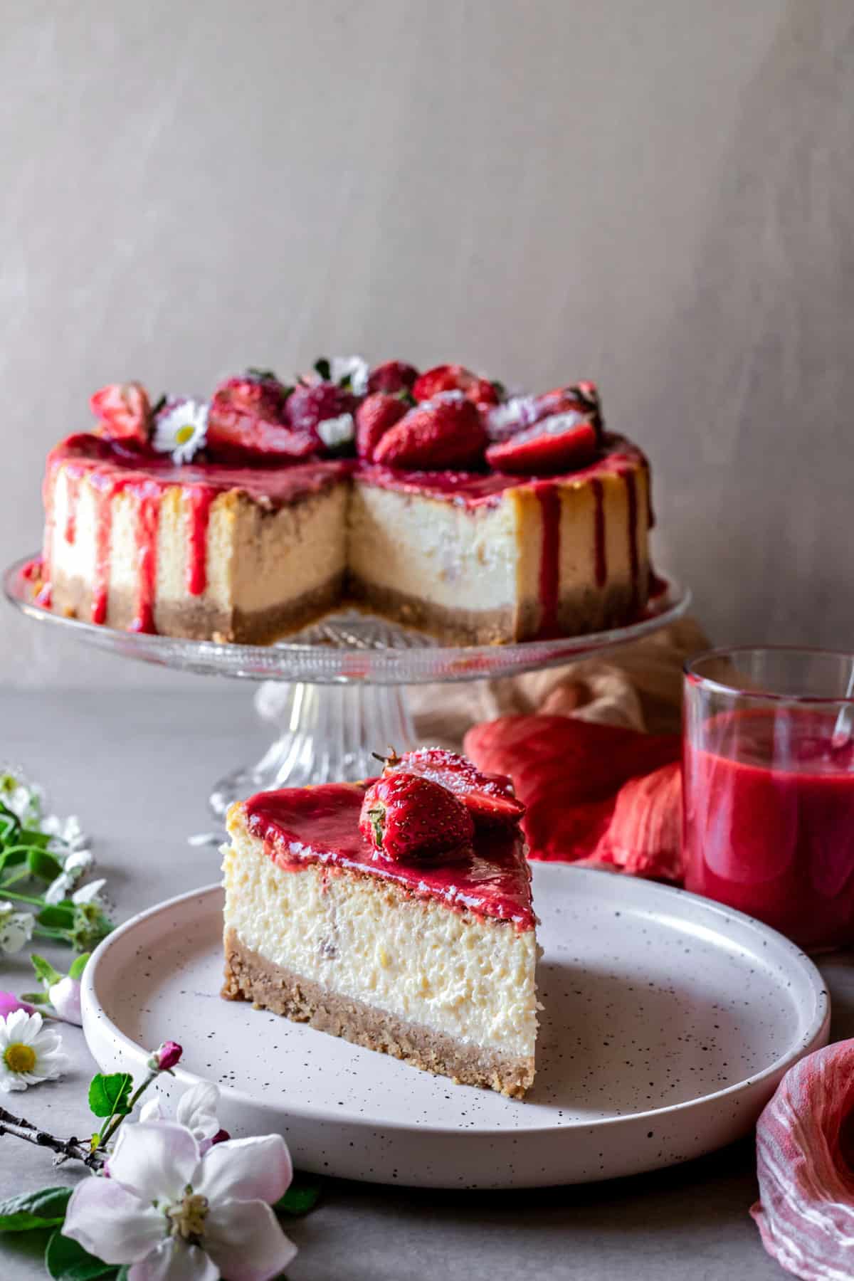 Cheesecake slice on a plate.